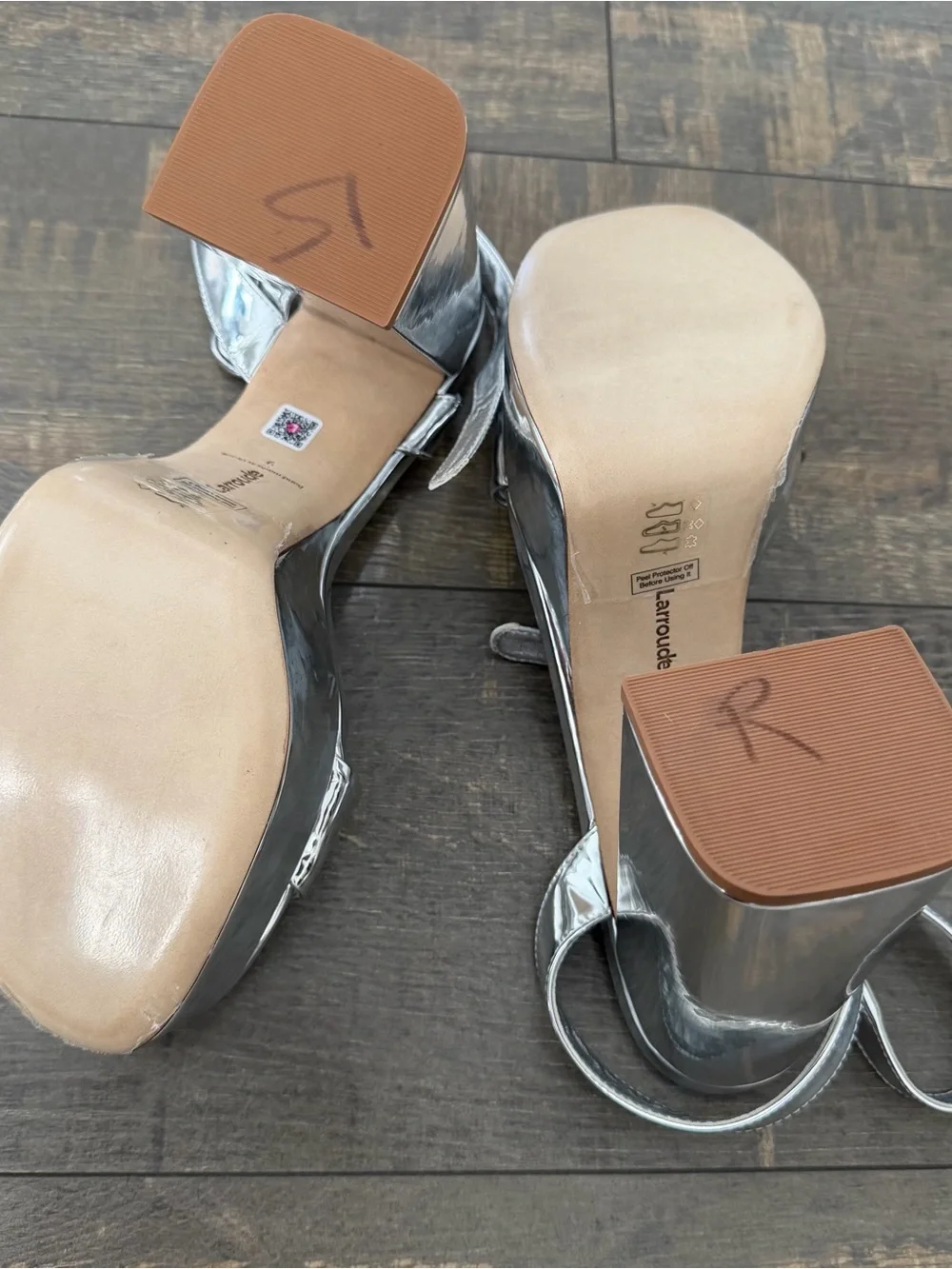 NWOT Larroudé Silver Specchio Dolly Platform Sandal Heel Size 9 $375